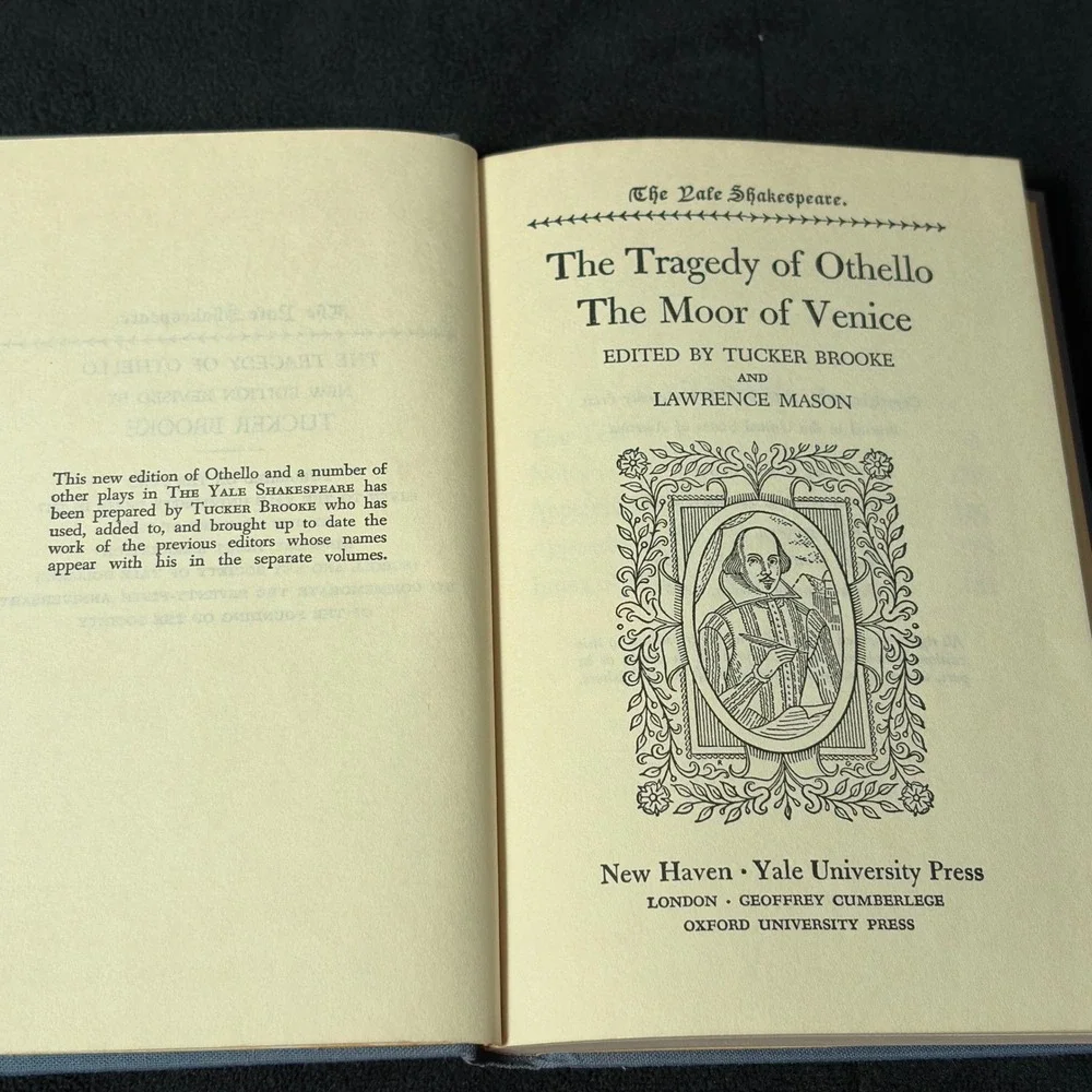 The Yale Shakespeare: The Tragedy of Othello, The Moor of Venice (HC, 1956)‎